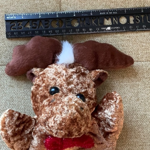 Holiday Reindeer Hand Puppet.🫶🏼 - Picture 7 of 7